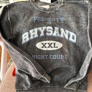 ACOTAR, RHYSAND Vintage-Style Gray Sweatshirt - Blue & White Text, size XXS